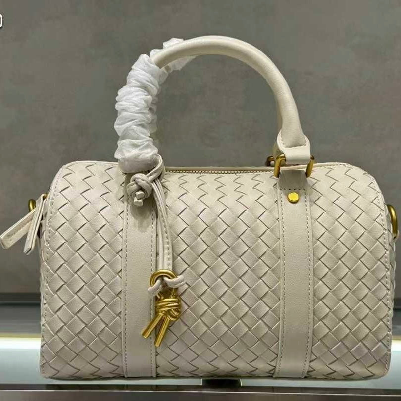 Bottega Veneta Convertible Boston Intrecciato Nappa Bag