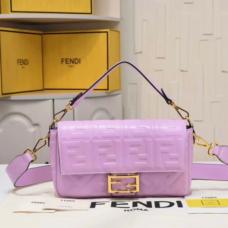 Fendi Baguette continental Bag