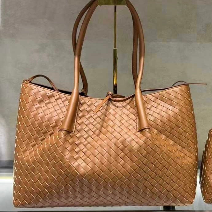 Bottega Tote Bag