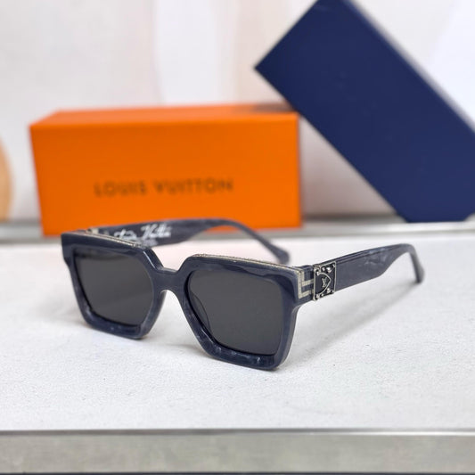 Louis Vuitton Style #13 Sunglasses